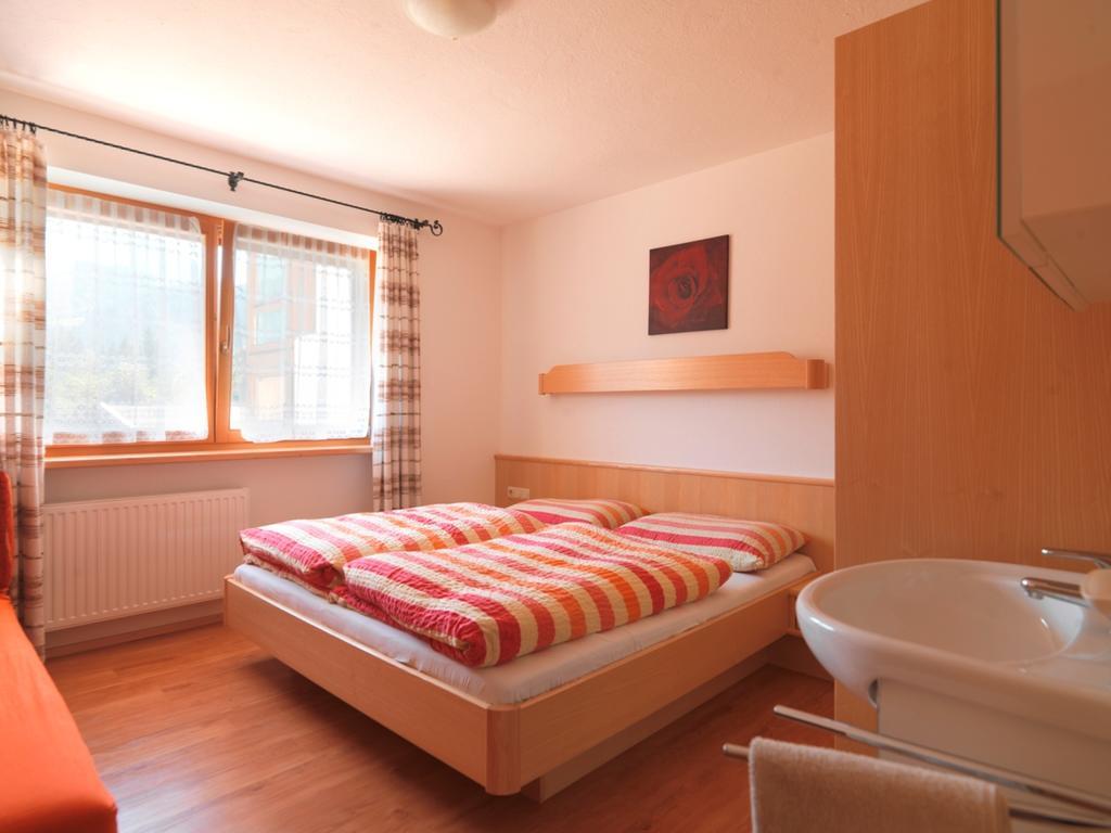 Ferienwohnung Saalbach Fieberbrunn Zimmer foto